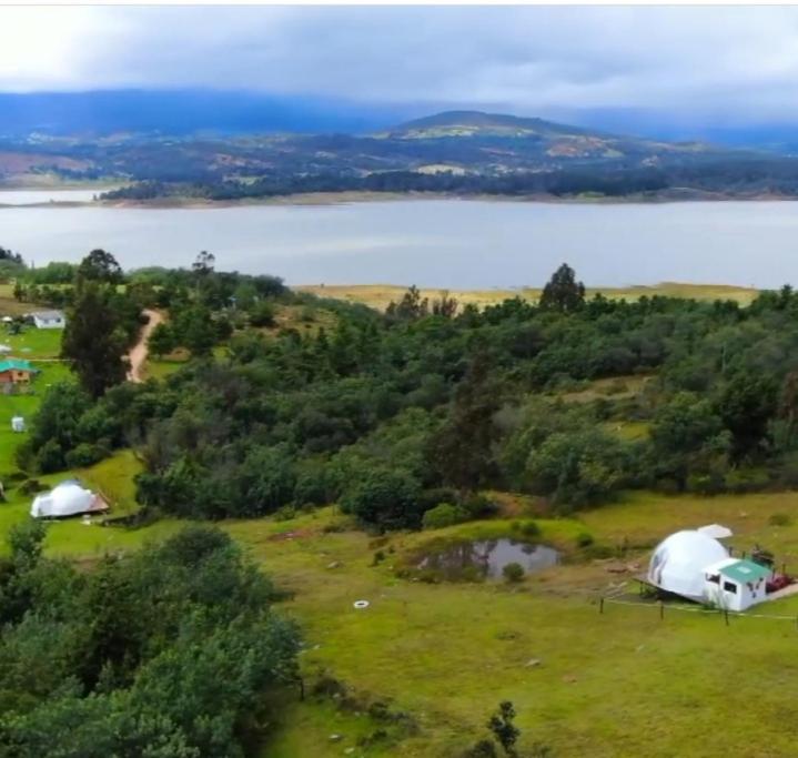 גוואטביטה Glamping La Villa מראה חיצוני תמונה